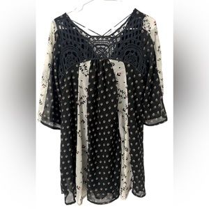 Black Flowy 3/4 sleeve Dress- size Small